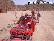 [P17] Numai cand quad-urile erau oprite puteau si ei sa se aseze la 'conducere'. » foto by IUBONI
 - 
<span class="allrVoted glyphicon glyphicon-heart hidden" id="av82608"></span>
<a class="m-l-10 hidden" id="sv82608" onclick="voting_Foto_DelVot(,82608,5993)" role="button">șterge vot <span class="glyphicon glyphicon-remove"></span></a>
<a id="v982608" class=" c-red"  onclick="voting_Foto_SetVot(82608)" role="button"><span class="glyphicon glyphicon-heart-empty"></span> <b>LIKE</b> = Votează poza</a> <img class="hidden"  id="f82608W9" src="/imagini/loader.gif" border="0" /><span class="AjErrMes hidden" id="e82608ErM"></span>