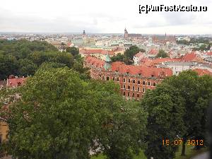[P18] Cracovia - Panorama oraşului văzută din Turnul Sigismund.  » foto by iulianic
 - 
<span class="allrVoted glyphicon glyphicon-heart hidden" id="av630114"></span>
<a class="m-l-10 hidden" id="sv630114" onclick="voting_Foto_DelVot(,630114,5995)" role="button">șterge vot <span class="glyphicon glyphicon-remove"></span></a>
<a id="v9630114" class=" c-red"  onclick="voting_Foto_SetVot(630114)" role="button"><span class="glyphicon glyphicon-heart-empty"></span> <b>LIKE</b> = Votează poza</a> <img class="hidden"  id="f630114W9" src="/imagini/loader.gif" border="0" /><span class="AjErrMes hidden" id="e630114ErM"></span>