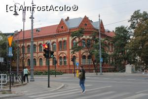 [P63] Kraków, Centrum Kultury Podgórza - Centrul Cultural Podgórze aproape de pod pe malul celălalt al Vistulei » foto by mprofeanu
 - 
<span class="allrVoted glyphicon glyphicon-heart hidden" id="av1335208"></span>
<a class="m-l-10 hidden" id="sv1335208" onclick="voting_Foto_DelVot(,1335208,5995)" role="button">șterge vot <span class="glyphicon glyphicon-remove"></span></a>
<a id="v91335208" class=" c-red"  onclick="voting_Foto_SetVot(1335208)" role="button"><span class="glyphicon glyphicon-heart-empty"></span> <b>LIKE</b> = Votează poza</a> <img class="hidden"  id="f1335208W9" src="/imagini/loader.gif" border="0" /><span class="AjErrMes hidden" id="e1335208ErM"></span>