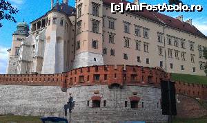 [P02] Zidurile castelului Wawel din Cracovia, Polonia.  » foto by traian.leuca †
 - 
<span class="allrVoted glyphicon glyphicon-heart hidden" id="av488435"></span>
<a class="m-l-10 hidden" id="sv488435" onclick="voting_Foto_DelVot(,488435,5995)" role="button">șterge vot <span class="glyphicon glyphicon-remove"></span></a>
<a id="v9488435" class=" c-red"  onclick="voting_Foto_SetVot(488435)" role="button"><span class="glyphicon glyphicon-heart-empty"></span> <b>LIKE</b> = Votează poza</a> <img class="hidden"  id="f488435W9" src="/imagini/loader.gif" border="0" /><span class="AjErrMes hidden" id="e488435ErM"></span>