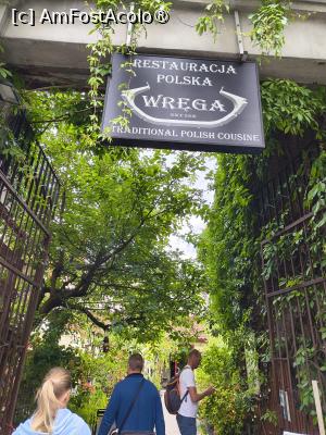 [P17] Un restaurant din cartierul Kazimierz unde la fel politețea e la ea acasă și mâncarea e bună. » foto by nichifor
 - 
<span class="allrVoted glyphicon glyphicon-heart hidden" id="av1531441"></span>
<a class="m-l-10 hidden" id="sv1531441" onclick="voting_Foto_DelVot(,1531441,5995)" role="button">șterge vot <span class="glyphicon glyphicon-remove"></span></a>
<a id="v91531441" class=" c-red"  onclick="voting_Foto_SetVot(1531441)" role="button"><span class="glyphicon glyphicon-heart-empty"></span> <b>LIKE</b> = Votează poza</a> <img class="hidden"  id="f1531441W9" src="/imagini/loader.gif" border="0" /><span class="AjErrMes hidden" id="e1531441ErM"></span>