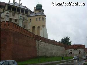 [P24] Castelul Regal de pe dealul Wawel » foto by iccata
 - 
<span class="allrVoted glyphicon glyphicon-heart hidden" id="av454247"></span>
<a class="m-l-10 hidden" id="sv454247" onclick="voting_Foto_DelVot(,454247,5995)" role="button">șterge vot <span class="glyphicon glyphicon-remove"></span></a>
<a id="v9454247" class=" c-red"  onclick="voting_Foto_SetVot(454247)" role="button"><span class="glyphicon glyphicon-heart-empty"></span> <b>LIKE</b> = Votează poza</a> <img class="hidden"  id="f454247W9" src="/imagini/loader.gif" border="0" /><span class="AjErrMes hidden" id="e454247ErM"></span>