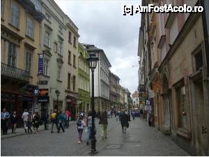 [P32] Strada Florianska din Cracovia » foto by iccata
 - 
<span class="allrVoted glyphicon glyphicon-heart hidden" id="av454255"></span>
<a class="m-l-10 hidden" id="sv454255" onclick="voting_Foto_DelVot(,454255,5995)" role="button">șterge vot <span class="glyphicon glyphicon-remove"></span></a>
<a id="v9454255" class=" c-red"  onclick="voting_Foto_SetVot(454255)" role="button"><span class="glyphicon glyphicon-heart-empty"></span> <b>LIKE</b> = Votează poza</a> <img class="hidden"  id="f454255W9" src="/imagini/loader.gif" border="0" /><span class="AjErrMes hidden" id="e454255ErM"></span>