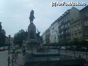 [P01] Monumentul Grunwald din Piata Matejki.  » foto by marius gaudi*
 - 
<span class="allrVoted glyphicon glyphicon-heart hidden" id="av439971"></span>
<a class="m-l-10 hidden" id="sv439971" onclick="voting_Foto_DelVot(,439971,5995)" role="button">șterge vot <span class="glyphicon glyphicon-remove"></span></a>
<a id="v9439971" class=" c-red"  onclick="voting_Foto_SetVot(439971)" role="button"><span class="glyphicon glyphicon-heart-empty"></span> <b>LIKE</b> = Votează poza</a> <img class="hidden"  id="f439971W9" src="/imagini/loader.gif" border="0" /><span class="AjErrMes hidden" id="e439971ErM"></span>