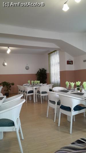 [P27] restaurant La Bubu » foto by Yolanda
 - 
<span class="allrVoted glyphicon glyphicon-heart hidden" id="av1407073"></span>
<a class="m-l-10 hidden" id="sv1407073" onclick="voting_Foto_DelVot(,1407073,6030)" role="button">șterge vot <span class="glyphicon glyphicon-remove"></span></a>
<a id="v91407073" class=" c-red"  onclick="voting_Foto_SetVot(1407073)" role="button"><span class="glyphicon glyphicon-heart-empty"></span> <b>LIKE</b> = Votează poza</a> <img class="hidden"  id="f1407073W9" src="/imagini/loader.gif" border="0" /><span class="AjErrMes hidden" id="e1407073ErM"></span>