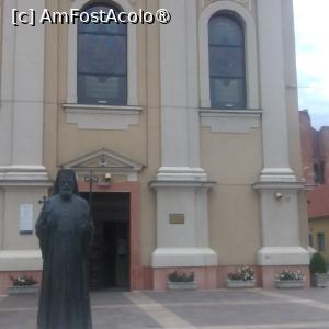 [P27] Biserica cu lună din Oradea » foto by Mioritik
 - 
<span class="allrVoted glyphicon glyphicon-heart hidden" id="av1400091"></span>
<a class="m-l-10 hidden" id="sv1400091" onclick="voting_Foto_DelVot(,1400091,6032)" role="button">șterge vot <span class="glyphicon glyphicon-remove"></span></a>
<a id="v91400091" class=" c-red"  onclick="voting_Foto_SetVot(1400091)" role="button"><span class="glyphicon glyphicon-heart-empty"></span> <b>LIKE</b> = Votează poza</a> <img class="hidden"  id="f1400091W9" src="/imagini/loader.gif" border="0" /><span class="AjErrMes hidden" id="e1400091ErM"></span>
