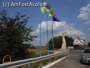 [P03] Orașul de Floci - Popas pe partea stângă a șoselei, între Țăndărei și Giurgeni.  » foto by iulianic
 - 
<span class="allrVoted glyphicon glyphicon-heart hidden" id="av1107008"></span>
<a class="m-l-10 hidden" id="sv1107008" onclick="voting_Foto_DelVot(,1107008,6062)" role="button">șterge vot <span class="glyphicon glyphicon-remove"></span></a>
<a id="v91107008" class=" c-red"  onclick="voting_Foto_SetVot(1107008)" role="button"><span class="glyphicon glyphicon-heart-empty"></span> <b>LIKE</b> = Votează poza</a> <img class="hidden"  id="f1107008W9" src="/imagini/loader.gif" border="0" /><span class="AjErrMes hidden" id="e1107008ErM"></span>
