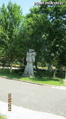[P18] Parcul tineretului Slobozia-MONUMENT » foto by ile57b
 - 
<span class="allrVoted glyphicon glyphicon-heart hidden" id="av449959"></span>
<a class="m-l-10 hidden" id="sv449959" onclick="voting_Foto_DelVot(,449959,6062)" role="button">șterge vot <span class="glyphicon glyphicon-remove"></span></a>
<a id="v9449959" class=" c-red"  onclick="voting_Foto_SetVot(449959)" role="button"><span class="glyphicon glyphicon-heart-empty"></span> <b>LIKE</b> = Votează poza</a> <img class="hidden"  id="f449959W9" src="/imagini/loader.gif" border="0" /><span class="AjErrMes hidden" id="e449959ErM"></span>
