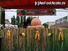 [P03] decorurile sunt foarte sugestive, dovleceii de placinta cred ca sunt de la Kaufland » foto by valimi
 - 
<span class="allrVoted glyphicon glyphicon-heart hidden" id="av144091"></span>
<a class="m-l-10 hidden" id="sv144091" onclick="voting_Foto_DelVot(,144091,6062)" role="button">șterge vot <span class="glyphicon glyphicon-remove"></span></a>
<a id="v9144091" class=" c-red"  onclick="voting_Foto_SetVot(144091)" role="button"><span class="glyphicon glyphicon-heart-empty"></span> <b>LIKE</b> = Votează poza</a> <img class="hidden"  id="f144091W9" src="/imagini/loader.gif" border="0" /><span class="AjErrMes hidden" id="e144091ErM"></span>