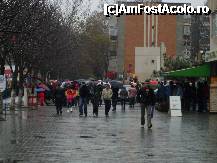 [P01] 1 Decembrie - Ziua Nationala a Romaniei - multe umbrele se adunau la bustul lui Mihai Viteazul » foto by valimi
 - 
<span class="allrVoted glyphicon glyphicon-heart hidden" id="av168286"></span>
<a class="m-l-10 hidden" id="sv168286" onclick="voting_Foto_DelVot(,168286,6062)" role="button">șterge vot <span class="glyphicon glyphicon-remove"></span></a>
<a id="v9168286" class=" c-red"  onclick="voting_Foto_SetVot(168286)" role="button"><span class="glyphicon glyphicon-heart-empty"></span> <b>LIKE</b> = Votează poza</a> <img class="hidden"  id="f168286W9" src="/imagini/loader.gif" border="0" /><span class="AjErrMes hidden" id="e168286ErM"></span>