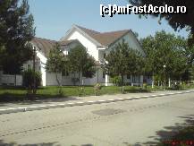 [P05] Hotel Dallas, copie a Southfork Ranch » foto by valimi
 - 
<span class="allrVoted glyphicon glyphicon-heart hidden" id="av85521"></span>
<a class="m-l-10 hidden" id="sv85521" onclick="voting_Foto_DelVot(,85521,6062)" role="button">șterge vot <span class="glyphicon glyphicon-remove"></span></a>
<a id="v985521" class=" c-red"  onclick="voting_Foto_SetVot(85521)" role="button"><span class="glyphicon glyphicon-heart-empty"></span> <b>LIKE</b> = Votează poza</a> <img class="hidden"  id="f85521W9" src="/imagini/loader.gif" border="0" /><span class="AjErrMes hidden" id="e85521ErM"></span>