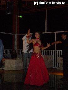 [P13] Kefaluka - seara turceasca la disco Moonlight bar cu dansatoare din buric. » foto by presario
 - 
<span class="allrVoted glyphicon glyphicon-heart hidden" id="av84637"></span>
<a class="m-l-10 hidden" id="sv84637" onclick="voting_Foto_DelVot(,84637,6065)" role="button">șterge vot <span class="glyphicon glyphicon-remove"></span></a>
<a id="v984637" class=" c-red"  onclick="voting_Foto_SetVot(84637)" role="button"><span class="glyphicon glyphicon-heart-empty"></span> <b>LIKE</b> = Votează poza</a> <img class="hidden"  id="f84637W9" src="/imagini/loader.gif" border="0" /><span class="AjErrMes hidden" id="e84637ErM"></span>