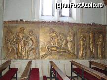 [P06] Diverse scene biblice din interiorul bisericii.  » foto by Floryn81
 - 
<span class="allrVoted glyphicon glyphicon-heart hidden" id="av427151"></span>
<a class="m-l-10 hidden" id="sv427151" onclick="voting_Foto_DelVot(,427151,6086)" role="button">șterge vot <span class="glyphicon glyphicon-remove"></span></a>
<a id="v9427151" class=" c-red"  onclick="voting_Foto_SetVot(427151)" role="button"><span class="glyphicon glyphicon-heart-empty"></span> <b>LIKE</b> = Votează poza</a> <img class="hidden"  id="f427151W9" src="/imagini/loader.gif" border="0" /><span class="AjErrMes hidden" id="e427151ErM"></span>