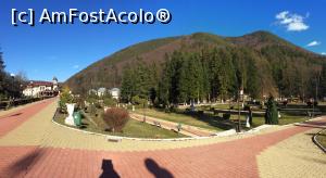 [P42] Slanic Moldova - Parcul » foto by mishu
 - 
<span class="allrVoted glyphicon glyphicon-heart hidden" id="av841809"></span>
<a class="m-l-10 hidden" id="sv841809" onclick="voting_Foto_DelVot(,841809,6086)" role="button">șterge vot <span class="glyphicon glyphicon-remove"></span></a>
<a id="v9841809" class=" c-red"  onclick="voting_Foto_SetVot(841809)" role="button"><span class="glyphicon glyphicon-heart-empty"></span> <b>LIKE</b> = Votează poza</a> <img class="hidden"  id="f841809W9" src="/imagini/loader.gif" border="0" /><span class="AjErrMes hidden" id="e841809ErM"></span>
