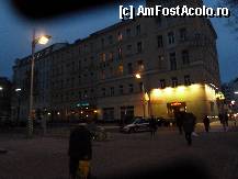 [P04] Hotelul vazut din strada. » foto by Lumi
 - 
<span class="allrVoted glyphicon glyphicon-heart hidden" id="av290275"></span>
<a class="m-l-10 hidden" id="sv290275" onclick="voting_Foto_DelVot(,290275,6087)" role="button">șterge vot <span class="glyphicon glyphicon-remove"></span></a>
<a id="v9290275" class=" c-red"  onclick="voting_Foto_SetVot(290275)" role="button"><span class="glyphicon glyphicon-heart-empty"></span> <b>LIKE</b> = Votează poza</a> <img class="hidden"  id="f290275W9" src="/imagini/loader.gif" border="0" /><span class="AjErrMes hidden" id="e290275ErM"></span>