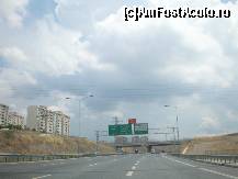 [P17] Pe autostrada O 30, de la Izmir » foto by presario
 - 
<span class="allrVoted glyphicon glyphicon-heart hidden" id="av85990"></span>
<a class="m-l-10 hidden" id="sv85990" onclick="voting_Foto_DelVot(,85990,6102)" role="button">șterge vot <span class="glyphicon glyphicon-remove"></span></a>
<a id="v985990" class=" c-red"  onclick="voting_Foto_SetVot(85990)" role="button"><span class="glyphicon glyphicon-heart-empty"></span> <b>LIKE</b> = Votează poza</a> <img class="hidden"  id="f85990W9" src="/imagini/loader.gif" border="0" /><span class="AjErrMes hidden" id="e85990ErM"></span>