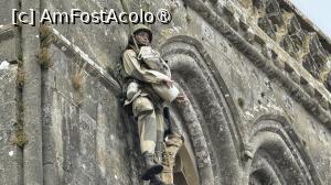 [P35] Sainte-Mere-Eglise - turnul și manechinul agățat de acesta » foto by Mika
 - 
<span class="allrVoted glyphicon glyphicon-heart hidden" id="av1474182"></span>
<a class="m-l-10 hidden" id="sv1474182" onclick="voting_Foto_DelVot(,1474182,6118)" role="button">șterge vot <span class="glyphicon glyphicon-remove"></span></a>
<a id="v91474182" class=" c-red"  onclick="voting_Foto_SetVot(1474182)" role="button"><span class="glyphicon glyphicon-heart-empty"></span> <b>LIKE</b> = Votează poza</a> <img class="hidden"  id="f1474182W9" src="/imagini/loader.gif" border="0" /><span class="AjErrMes hidden" id="e1474182ErM"></span>