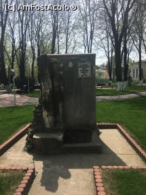 [P28] Monumentul cercetașilor din Parcul Central. Atenție, nu e același lucru cu Statuia Cercetașului!  » foto by Yersinia Pestis
 - 
<span class="allrVoted glyphicon glyphicon-heart hidden" id="av960529"></span>
<a class="m-l-10 hidden" id="sv960529" onclick="voting_Foto_DelVot(,960529,6159)" role="button">șterge vot <span class="glyphicon glyphicon-remove"></span></a>
<a id="v9960529" class=" c-red"  onclick="voting_Foto_SetVot(960529)" role="button"><span class="glyphicon glyphicon-heart-empty"></span> <b>LIKE</b> = Votează poza</a> <img class="hidden"  id="f960529W9" src="/imagini/loader.gif" border="0" /><span class="AjErrMes hidden" id="e960529ErM"></span>