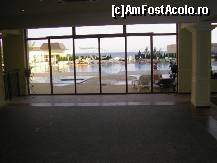 [P18] vedere din receptie spre piscina si plaja , foarte frumos » foto by andutu
 - 
<span class="allrVoted glyphicon glyphicon-heart hidden" id="av96296"></span>
<a class="m-l-10 hidden" id="sv96296" onclick="voting_Foto_DelVot(,96296,6167)" role="button">șterge vot <span class="glyphicon glyphicon-remove"></span></a>
<a id="v996296" class=" c-red"  onclick="voting_Foto_SetVot(96296)" role="button"><span class="glyphicon glyphicon-heart-empty"></span> <b>LIKE</b> = Votează poza</a> <img class="hidden"  id="f96296W9" src="/imagini/loader.gif" border="0" /><span class="AjErrMes hidden" id="e96296ErM"></span>