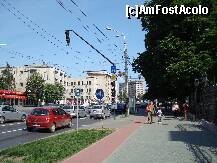 [P25] În dreapta se află Muzeul de Ară ! » foto by RobertCodescu
 - 
<span class="allrVoted glyphicon glyphicon-heart hidden" id="av132269"></span>
<a class="m-l-10 hidden" id="sv132269" onclick="voting_Foto_DelVot(,132269,6204)" role="button">șterge vot <span class="glyphicon glyphicon-remove"></span></a>
<a id="v9132269" class=" c-red"  onclick="voting_Foto_SetVot(132269)" role="button"><span class="glyphicon glyphicon-heart-empty"></span> <b>LIKE</b> = Votează poza</a> <img class="hidden"  id="f132269W9" src="/imagini/loader.gif" border="0" /><span class="AjErrMes hidden" id="e132269ErM"></span>