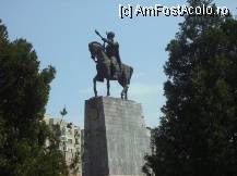 [P43] Monumentul lui Mihai Viteazu din piaţa cu acelaşi nume ! Cel mai mare monument dedicat domnitorului ! » foto by RobertCodescu
 - 
<span class="allrVoted glyphicon glyphicon-heart hidden" id="av132822"></span>
<a class="m-l-10 hidden" id="sv132822" onclick="voting_Foto_DelVot(,132822,6204)" role="button">șterge vot <span class="glyphicon glyphicon-remove"></span></a>
<a id="v9132822" class=" c-red"  onclick="voting_Foto_SetVot(132822)" role="button"><span class="glyphicon glyphicon-heart-empty"></span> <b>LIKE</b> = Votează poza</a> <img class="hidden"  id="f132822W9" src="/imagini/loader.gif" border="0" /><span class="AjErrMes hidden" id="e132822ErM"></span>
