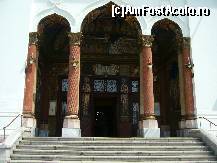 [P01] Ploiesti - Biserica Sfintii Imparati Constantin si Elena » foto by magdalena
 - 
<span class="allrVoted glyphicon glyphicon-heart hidden" id="av202539"></span>
<a class="m-l-10 hidden" id="sv202539" onclick="voting_Foto_DelVot(,202539,6204)" role="button">șterge vot <span class="glyphicon glyphicon-remove"></span></a>
<a id="v9202539" class=" c-red"  onclick="voting_Foto_SetVot(202539)" role="button"><span class="glyphicon glyphicon-heart-empty"></span> <b>LIKE</b> = Votează poza</a> <img class="hidden"  id="f202539W9" src="/imagini/loader.gif" border="0" /><span class="AjErrMes hidden" id="e202539ErM"></span>