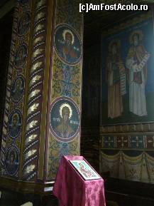 [P09] Ploiesti - Biserica Sfintii Imparati Constantin si Elena, interior » foto by magdalena
 - 
<span class="allrVoted glyphicon glyphicon-heart hidden" id="av202570"></span>
<a class="m-l-10 hidden" id="sv202570" onclick="voting_Foto_DelVot(,202570,6204)" role="button">șterge vot <span class="glyphicon glyphicon-remove"></span></a>
<a id="v9202570" class=" c-red"  onclick="voting_Foto_SetVot(202570)" role="button"><span class="glyphicon glyphicon-heart-empty"></span> <b>LIKE</b> = Votează poza</a> <img class="hidden"  id="f202570W9" src="/imagini/loader.gif" border="0" /><span class="AjErrMes hidden" id="e202570ErM"></span>