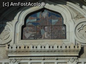 [P04] Monumentul Eroilor Prahoveni. Vitraliu cu Sf. Ioan Botezătorul.  » foto by mihaelavoicu
 - 
<span class="allrVoted glyphicon glyphicon-heart hidden" id="av991446"></span>
<a class="m-l-10 hidden" id="sv991446" onclick="voting_Foto_DelVot(,991446,6204)" role="button">șterge vot <span class="glyphicon glyphicon-remove"></span></a>
<a id="v9991446" class=" c-red"  onclick="voting_Foto_SetVot(991446)" role="button"><span class="glyphicon glyphicon-heart-empty"></span> <b>LIKE</b> = Votează poza</a> <img class="hidden"  id="f991446W9" src="/imagini/loader.gif" border="0" /><span class="AjErrMes hidden" id="e991446ErM"></span>