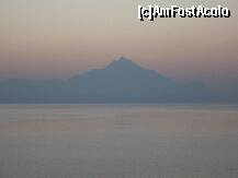 [P01] Vedere la Muntele Athos dimineata, zici ca e pictata » foto by dogvl78
 - 
<span class="allrVoted glyphicon glyphicon-heart hidden" id="av131912"></span>
<a class="m-l-10 hidden" id="sv131912" onclick="voting_Foto_DelVot(,131912,6248)" role="button">șterge vot <span class="glyphicon glyphicon-remove"></span></a>
<a id="v9131912" class=" c-red"  onclick="voting_Foto_SetVot(131912)" role="button"><span class="glyphicon glyphicon-heart-empty"></span> <b>LIKE</b> = Votează poza</a> <img class="hidden"  id="f131912W9" src="/imagini/loader.gif" border="0" /><span class="AjErrMes hidden" id="e131912ErM"></span>