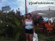 [P09] Ileana pe faleza din Sarti plina de flori » foto by dorin k*
 - 
<span class="allrVoted glyphicon glyphicon-heart hidden" id="av105108"></span>
<a class="m-l-10 hidden" id="sv105108" onclick="voting_Foto_DelVot(,105108,6248)" role="button">șterge vot <span class="glyphicon glyphicon-remove"></span></a>
<a id="v9105108" class=" c-red"  onclick="voting_Foto_SetVot(105108)" role="button"><span class="glyphicon glyphicon-heart-empty"></span> <b>LIKE</b> = Votează poza</a> <img class="hidden"  id="f105108W9" src="/imagini/loader.gif" border="0" /><span class="AjErrMes hidden" id="e105108ErM"></span>