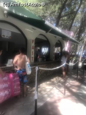[P33] Zlatni Rat » foto by krisstinna
 - 
<span class="allrVoted glyphicon glyphicon-heart hidden" id="av998330"></span>
<a class="m-l-10 hidden" id="sv998330" onclick="voting_Foto_DelVot(,998330,6361)" role="button">șterge vot <span class="glyphicon glyphicon-remove"></span></a>
<a id="v9998330" class=" c-red"  onclick="voting_Foto_SetVot(998330)" role="button"><span class="glyphicon glyphicon-heart-empty"></span> <b>LIKE</b> = Votează poza</a> <img class="hidden"  id="f998330W9" src="/imagini/loader.gif" border="0" /><span class="AjErrMes hidden" id="e998330ErM"></span>