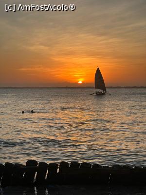 [P26] Apus de soare 'Vama Veche' » foto by Tonyc
 - 
<span class="allrVoted glyphicon glyphicon-heart hidden" id="av1516900"></span>
<a class="m-l-10 hidden" id="sv1516900" onclick="voting_Foto_DelVot(,1516900,6379)" role="button">șterge vot <span class="glyphicon glyphicon-remove"></span></a>
<a id="v91516900" class=" c-red"  onclick="voting_Foto_SetVot(1516900)" role="button"><span class="glyphicon glyphicon-heart-empty"></span> <b>LIKE</b> = Votează poza</a> <img class="hidden"  id="f1516900W9" src="/imagini/loader.gif" border="0" /><span class="AjErrMes hidden" id="e1516900ErM"></span>