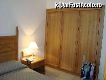 [P08] Dulapul si noptiera ( in spatele ei era un difuzor care canta numai muzica greceasca ) » foto by corinne
 - 
<span class="allrVoted glyphicon glyphicon-heart hidden" id="av100485"></span>
<a class="m-l-10 hidden" id="sv100485" onclick="voting_Foto_DelVot(,100485,6492)" role="button">șterge vot <span class="glyphicon glyphicon-remove"></span></a>
<a id="v9100485" class=" c-red"  onclick="voting_Foto_SetVot(100485)" role="button"><span class="glyphicon glyphicon-heart-empty"></span> <b>LIKE</b> = Votează poza</a> <img class="hidden"  id="f100485W9" src="/imagini/loader.gif" border="0" /><span class="AjErrMes hidden" id="e100485ErM"></span>