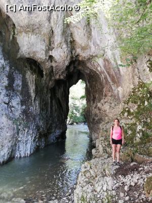 [P04] Cheile Rametului - in fata Portalului » foto by raducondurache
 - 
<span class="allrVoted glyphicon glyphicon-heart hidden" id="av1181331"></span>
<a class="m-l-10 hidden" id="sv1181331" onclick="voting_Foto_DelVot(,1181331,6602)" role="button">șterge vot <span class="glyphicon glyphicon-remove"></span></a>
<a id="v91181331" class=" c-red"  onclick="voting_Foto_SetVot(1181331)" role="button"><span class="glyphicon glyphicon-heart-empty"></span> <b>LIKE</b> = Votează poza</a> <img class="hidden"  id="f1181331W9" src="/imagini/loader.gif" border="0" /><span class="AjErrMes hidden" id="e1181331ErM"></span>