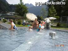 [P18] piscinuta de copii » foto by Alina Morar
 - 
<span class="allrVoted glyphicon glyphicon-heart hidden" id="av104738"></span>
<a class="m-l-10 hidden" id="sv104738" onclick="voting_Foto_DelVot(,104738,6606)" role="button">șterge vot <span class="glyphicon glyphicon-remove"></span></a>
<a id="v9104738" class=" c-red"  onclick="voting_Foto_SetVot(104738)" role="button"><span class="glyphicon glyphicon-heart-empty"></span> <b>LIKE</b> = Votează poza</a> <img class="hidden"  id="f104738W9" src="/imagini/loader.gif" border="0" /><span class="AjErrMes hidden" id="e104738ErM"></span>
