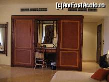 [P06] Spatii de depozitare suficiente - dulapurile se deschideau in holul din spatele oglinzii » foto by Irina1974
 - 
<span class="allrVoted glyphicon glyphicon-heart hidden" id="av104927"></span>
<a class="m-l-10 hidden" id="sv104927" onclick="voting_Foto_DelVot(,104927,6617)" role="button">șterge vot <span class="glyphicon glyphicon-remove"></span></a>
<a id="v9104927" class=" c-red"  onclick="voting_Foto_SetVot(104927)" role="button"><span class="glyphicon glyphicon-heart-empty"></span> <b>LIKE</b> = Votează poza</a> <img class="hidden"  id="f104927W9" src="/imagini/loader.gif" border="0" /><span class="AjErrMes hidden" id="e104927ErM"></span>