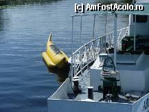 [P12] Bacul-motor , numit 'Azur' care remorcheaza hotelul plutitor. Si banana pregatita langa el , pregatita  sa ne salte pe apa. Salupa de tractune nu se vede , e mascata de BM » foto by TORA INGRID
 - 
<span class="allrVoted glyphicon glyphicon-heart hidden" id="av105697"></span>
<a class="m-l-10 hidden" id="sv105697" onclick="voting_Foto_DelVot(,105697,6630)" role="button">șterge vot <span class="glyphicon glyphicon-remove"></span></a>
<a id="v9105697" class=" c-red"  onclick="voting_Foto_SetVot(105697)" role="button"><span class="glyphicon glyphicon-heart-empty"></span> <b>LIKE</b> = Votează poza</a> <img class="hidden"  id="f105697W9" src="/imagini/loader.gif" border="0" /><span class="AjErrMes hidden" id="e105697ErM"></span>