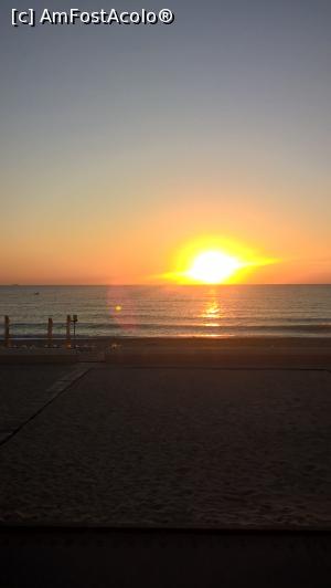 [P01] Rasarit de soare la Plaza Azur-Eforie » foto by Gabi V
 - 
<span class="allrVoted glyphicon glyphicon-heart hidden" id="av787072"></span>
<a class="m-l-10 hidden" id="sv787072" onclick="voting_Foto_DelVot(,787072,6652)" role="button">șterge vot <span class="glyphicon glyphicon-remove"></span></a>
<a id="v9787072" class=" c-red"  onclick="voting_Foto_SetVot(787072)" role="button"><span class="glyphicon glyphicon-heart-empty"></span> <b>LIKE</b> = Votează poza</a> <img class="hidden"  id="f787072W9" src="/imagini/loader.gif" border="0" /><span class="AjErrMes hidden" id="e787072ErM"></span>