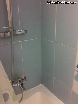 [P12] Tot din baie.  » foto by Adelina Lucica
 - 
<span class="allrVoted glyphicon glyphicon-heart hidden" id="av554583"></span>
<a class="m-l-10 hidden" id="sv554583" onclick="voting_Foto_DelVot(,554583,6673)" role="button">șterge vot <span class="glyphicon glyphicon-remove"></span></a>
<a id="v9554583" class=" c-red"  onclick="voting_Foto_SetVot(554583)" role="button"><span class="glyphicon glyphicon-heart-empty"></span> <b>LIKE</b> = Votează poza</a> <img class="hidden"  id="f554583W9" src="/imagini/loader.gif" border="0" /><span class="AjErrMes hidden" id="e554583ErM"></span>