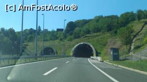 [P11] tunele pe autostradă în Croația » foto by zlatna
 - 
<span class="allrVoted glyphicon glyphicon-heart hidden" id="av896524"></span>
<a class="m-l-10 hidden" id="sv896524" onclick="voting_Foto_DelVot(,896524,6716)" role="button">șterge vot <span class="glyphicon glyphicon-remove"></span></a>
<a id="v9896524" class=" c-red"  onclick="voting_Foto_SetVot(896524)" role="button"><span class="glyphicon glyphicon-heart-empty"></span> <b>LIKE</b> = Votează poza</a> <img class="hidden"  id="f896524W9" src="/imagini/loader.gif" border="0" /><span class="AjErrMes hidden" id="e896524ErM"></span>