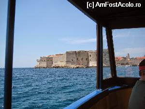 [P17] Dubrovnik vazut din spre mare » foto by Liviu_c
 - 
<span class="allrVoted glyphicon glyphicon-heart hidden" id="av543320"></span>
<a class="m-l-10 hidden" id="sv543320" onclick="voting_Foto_DelVot(,543320,6716)" role="button">șterge vot <span class="glyphicon glyphicon-remove"></span></a>
<a id="v9543320" class=" c-red"  onclick="voting_Foto_SetVot(543320)" role="button"><span class="glyphicon glyphicon-heart-empty"></span> <b>LIKE</b> = Votează poza</a> <img class="hidden"  id="f543320W9" src="/imagini/loader.gif" border="0" /><span class="AjErrMes hidden" id="e543320ErM"></span>