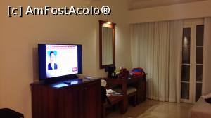 [P31] Alte două săptămâni în Paradis - cealaltă jumătate a camerei şi ireşirea spre balcon » foto by nicole33
 - 
<span class="allrVoted glyphicon glyphicon-heart hidden" id="av1044916"></span>
<a class="m-l-10 hidden" id="sv1044916" onclick="voting_Foto_DelVot(,1044916,6729)" role="button">șterge vot <span class="glyphicon glyphicon-remove"></span></a>
<a id="v91044916" class=" c-red"  onclick="voting_Foto_SetVot(1044916)" role="button"><span class="glyphicon glyphicon-heart-empty"></span> <b>LIKE</b> = Votează poza</a> <img class="hidden"  id="f1044916W9" src="/imagini/loader.gif" border="0" /><span class="AjErrMes hidden" id="e1044916ErM"></span>