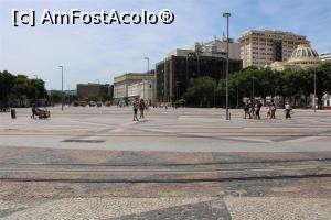 [P17] Rio de Janeiro, Praça XV, imensă văzută de la stația de VLT și de ferry în dreapta se vede și Assembleia Legislativa do Estado do Rio de Janeiro clădirea veche cea cu cupolă dar și cea nouă, modernă... » foto by mprofeanu
 - 
<span class="allrVoted glyphicon glyphicon-heart hidden" id="av1095065"></span>
<a class="m-l-10 hidden" id="sv1095065" onclick="voting_Foto_DelVot(,1095065,6730)" role="button">șterge vot <span class="glyphicon glyphicon-remove"></span></a>
<a id="v91095065" class=" c-red"  onclick="voting_Foto_SetVot(1095065)" role="button"><span class="glyphicon glyphicon-heart-empty"></span> <b>LIKE</b> = Votează poza</a> <img class="hidden"  id="f1095065W9" src="/imagini/loader.gif" border="0" /><span class="AjErrMes hidden" id="e1095065ErM"></span>