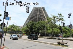 [P41] Rio de Janeiro, Catedral Metropolitana, vedere de ansamblu » foto by mprofeanu
 - 
<span class="allrVoted glyphicon glyphicon-heart hidden" id="av1095089"></span>
<a class="m-l-10 hidden" id="sv1095089" onclick="voting_Foto_DelVot(,1095089,6730)" role="button">șterge vot <span class="glyphicon glyphicon-remove"></span></a>
<a id="v91095089" class=" c-red"  onclick="voting_Foto_SetVot(1095089)" role="button"><span class="glyphicon glyphicon-heart-empty"></span> <b>LIKE</b> = Votează poza</a> <img class="hidden"  id="f1095089W9" src="/imagini/loader.gif" border="0" /><span class="AjErrMes hidden" id="e1095089ErM"></span>
