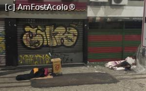 [P84] Se doarme și în Rio pe stradă » foto by AZE
 - 
<span class="allrVoted glyphicon glyphicon-heart hidden" id="av1525213"></span>
<a class="m-l-10 hidden" id="sv1525213" onclick="voting_Foto_DelVot(,1525213,6730)" role="button">șterge vot <span class="glyphicon glyphicon-remove"></span></a>
<a id="v91525213" class=" c-red"  onclick="voting_Foto_SetVot(1525213)" role="button"><span class="glyphicon glyphicon-heart-empty"></span> <b>LIKE</b> = Votează poza</a> <img class="hidden"  id="f1525213W9" src="/imagini/loader.gif" border="0" /><span class="AjErrMes hidden" id="e1525213ErM"></span>