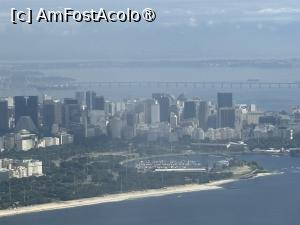 [P88] Vedere cu centrul de pe Sugarloaf » foto by AZE
 - 
<span class="allrVoted glyphicon glyphicon-heart hidden" id="av1525217"></span>
<a class="m-l-10 hidden" id="sv1525217" onclick="voting_Foto_DelVot(,1525217,6730)" role="button">șterge vot <span class="glyphicon glyphicon-remove"></span></a>
<a id="v91525217" class=" c-red"  onclick="voting_Foto_SetVot(1525217)" role="button"><span class="glyphicon glyphicon-heart-empty"></span> <b>LIKE</b> = Votează poza</a> <img class="hidden"  id="f1525217W9" src="/imagini/loader.gif" border="0" /><span class="AjErrMes hidden" id="e1525217ErM"></span>