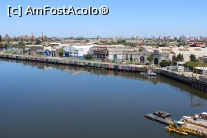 [P70] Buenos Aires, La Boca, Vedere la Cartierul Avellaneda de pe celălalt mal al râului Matanza, poză de pe terasa MBQM » foto by mprofeanu
 - 
<span class="allrVoted glyphicon glyphicon-heart hidden" id="av1163923"></span>
<a class="m-l-10 hidden" id="sv1163923" onclick="voting_Foto_DelVot(,1163923,6764)" role="button">șterge vot <span class="glyphicon glyphicon-remove"></span></a>
<a id="v91163923" class=" c-red"  onclick="voting_Foto_SetVot(1163923)" role="button"><span class="glyphicon glyphicon-heart-empty"></span> <b>LIKE</b> = Votează poza</a> <img class="hidden"  id="f1163923W9" src="/imagini/loader.gif" border="0" /><span class="AjErrMes hidden" id="e1163923ErM"></span>