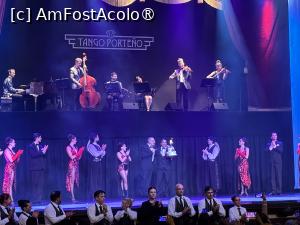 [P40] Show Tango Porteno » foto by AZE
 - 
<span class="allrVoted glyphicon glyphicon-heart hidden" id="av1533519"></span>
<a class="m-l-10 hidden" id="sv1533519" onclick="voting_Foto_DelVot(,1533519,6764)" role="button">șterge vot <span class="glyphicon glyphicon-remove"></span></a>
<a id="v91533519" class=" c-red"  onclick="voting_Foto_SetVot(1533519)" role="button"><span class="glyphicon glyphicon-heart-empty"></span> <b>LIKE</b> = Votează poza</a> <img class="hidden"  id="f1533519W9" src="/imagini/loader.gif" border="0" /><span class="AjErrMes hidden" id="e1533519ErM"></span>