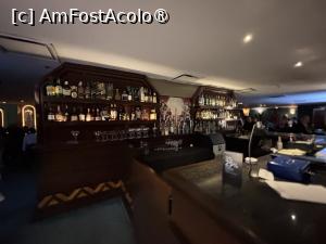 [P06] Înainte să intri în sala mare se va trece printr-un bar » foto by AZE
 - 
<span class="allrVoted glyphicon glyphicon-heart hidden" id="av1533485"></span>
<a class="m-l-10 hidden" id="sv1533485" onclick="voting_Foto_DelVot(,1533485,6764)" role="button">șterge vot <span class="glyphicon glyphicon-remove"></span></a>
<a id="v91533485" class=" c-red"  onclick="voting_Foto_SetVot(1533485)" role="button"><span class="glyphicon glyphicon-heart-empty"></span> <b>LIKE</b> = Votează poza</a> <img class="hidden"  id="f1533485W9" src="/imagini/loader.gif" border="0" /><span class="AjErrMes hidden" id="e1533485ErM"></span>
