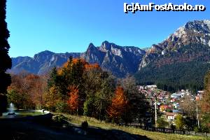 P01 [NOV-2015] Castelul Cantacuzino, Bușteni - vedere din grădină